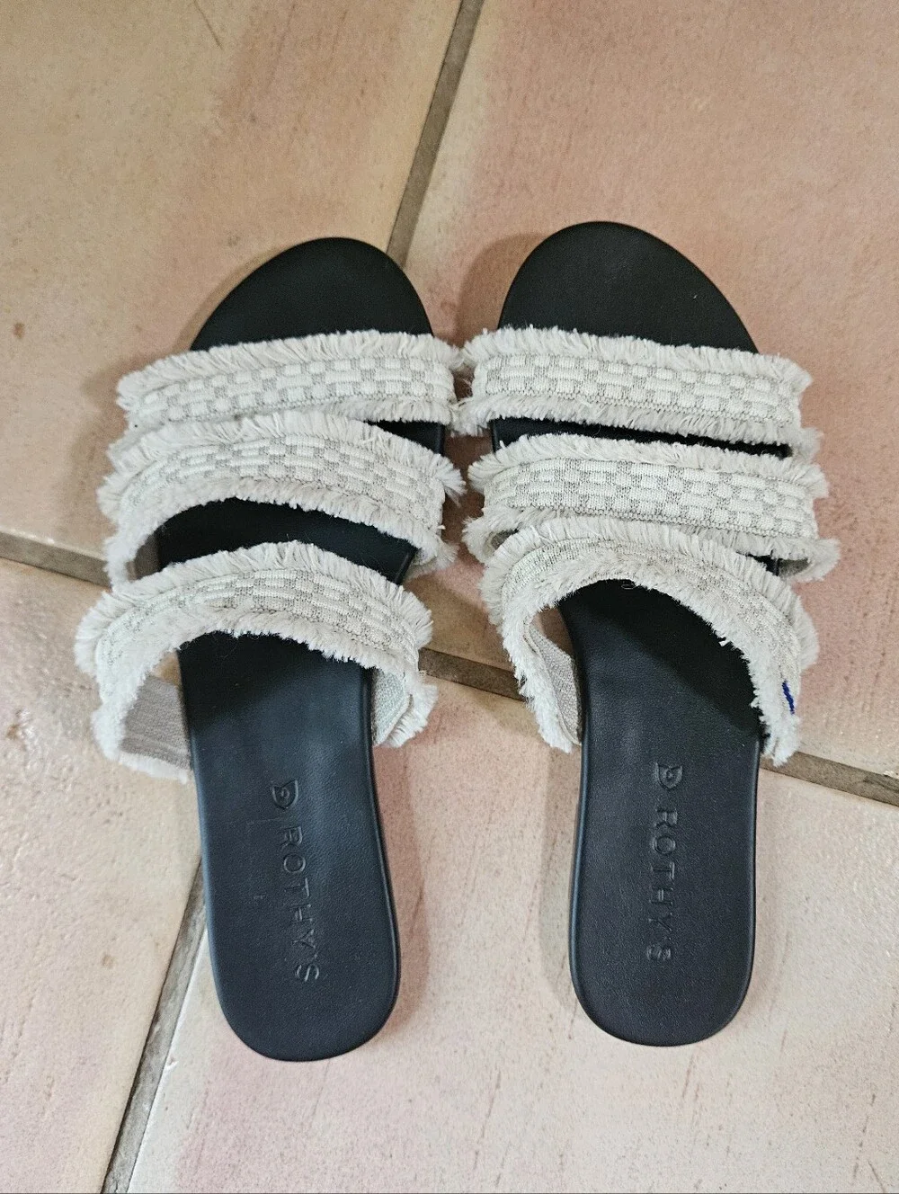 Rothy’s Triple Band Sandals in Seashell Fringe
